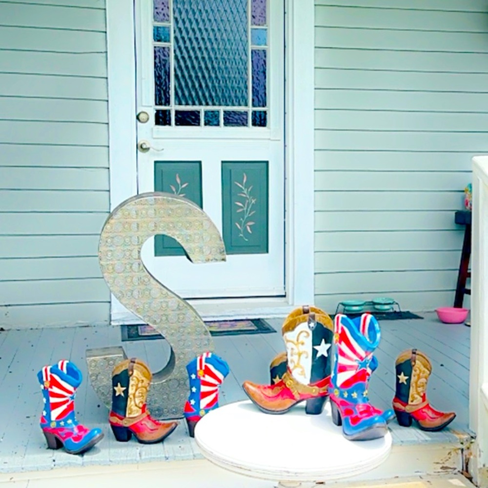 Texas and Americana hand painted boots!